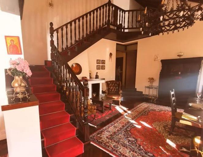 Appartement Elegant Historic Large House On Lake Como à Gravedona Extérieur photo