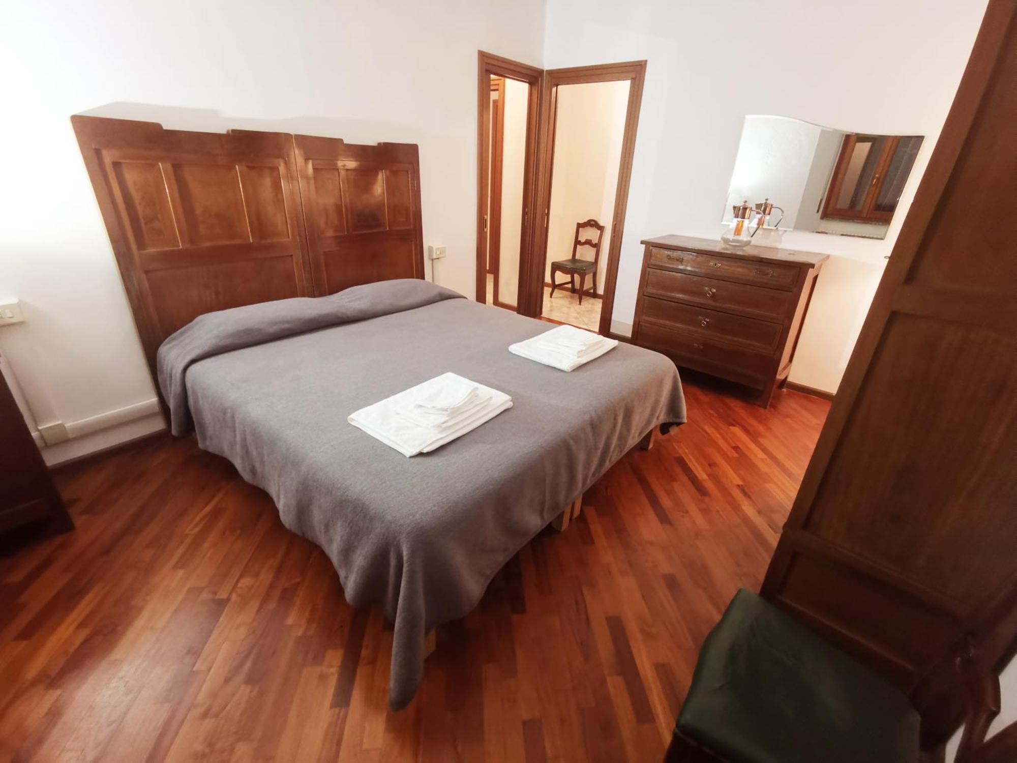 Appartement Elegant Historic Large House On Lake Como à Gravedona Chambre photo